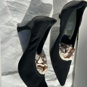 Donald J. Pliner Black Heels Elegant Design